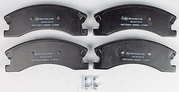 Bremsbelagsatz, Scheibenbremse METZGER 1170439 f&uuml;r JEEP, Vorderachse