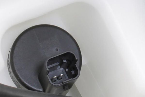 Waschwasserbeh&auml;lter, Scheibenreinigung METZGER 2140377 f&uuml;r OPEL PEUGEOT, vorne