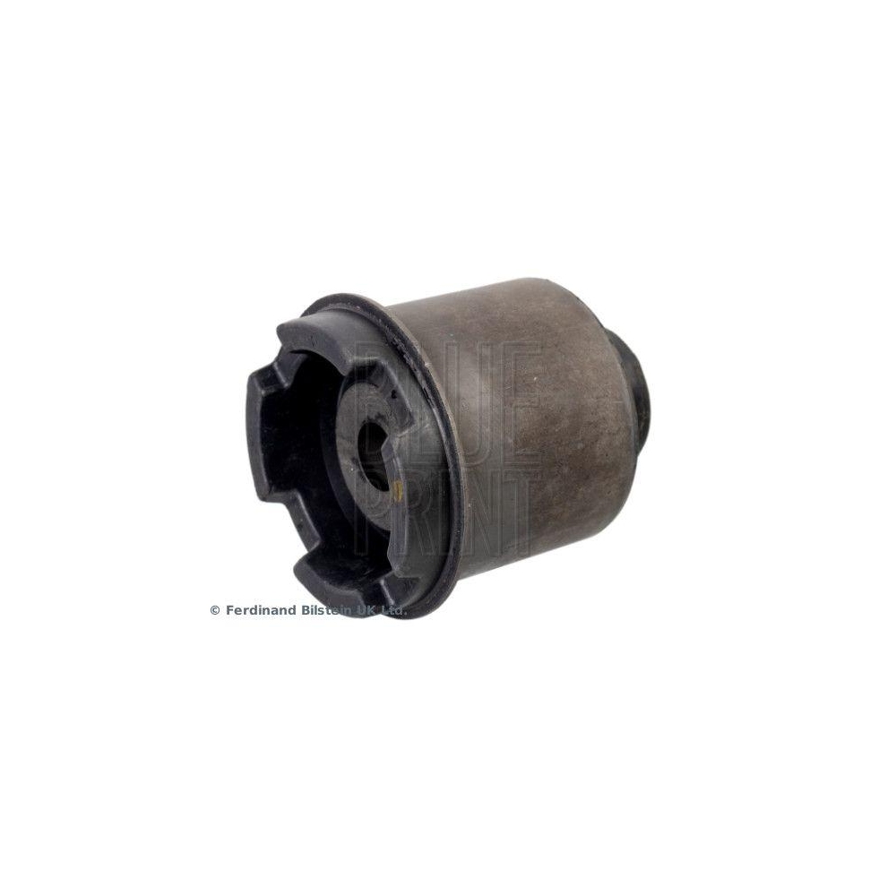 Lagerung, Achsk&ouml;rper BLUE PRINT ADBP800272 f&uuml;r HYUNDAI, Vorderachse links, vorne