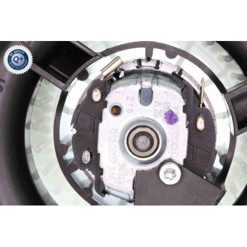 Ansauggebläse, Innenraumluft VEMO V30-03-1257 Original VEMO Qualität für