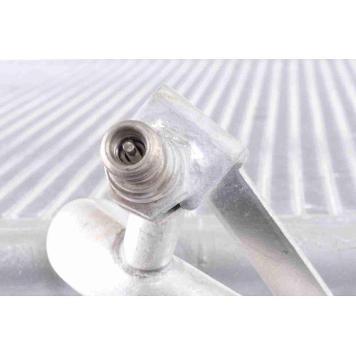 Kondensator, Klimaanlage VEMO V15-62-1025 Original VEMO Qualität für AUDI SEAT