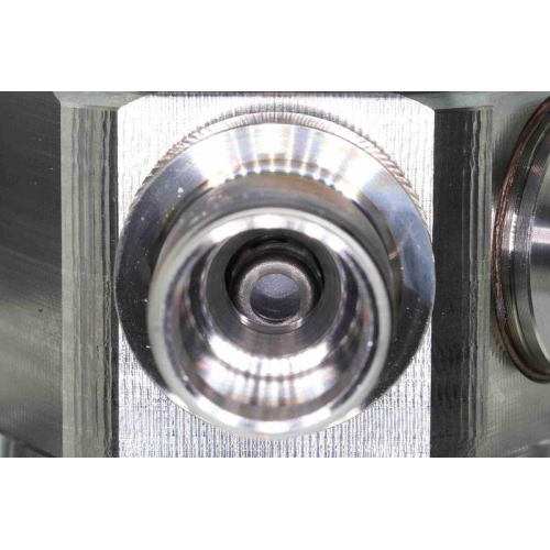 Hochdruckpumpe VEMO V30-25-0007 Green Mobility Parts f&uuml;r MERCEDES-BENZ