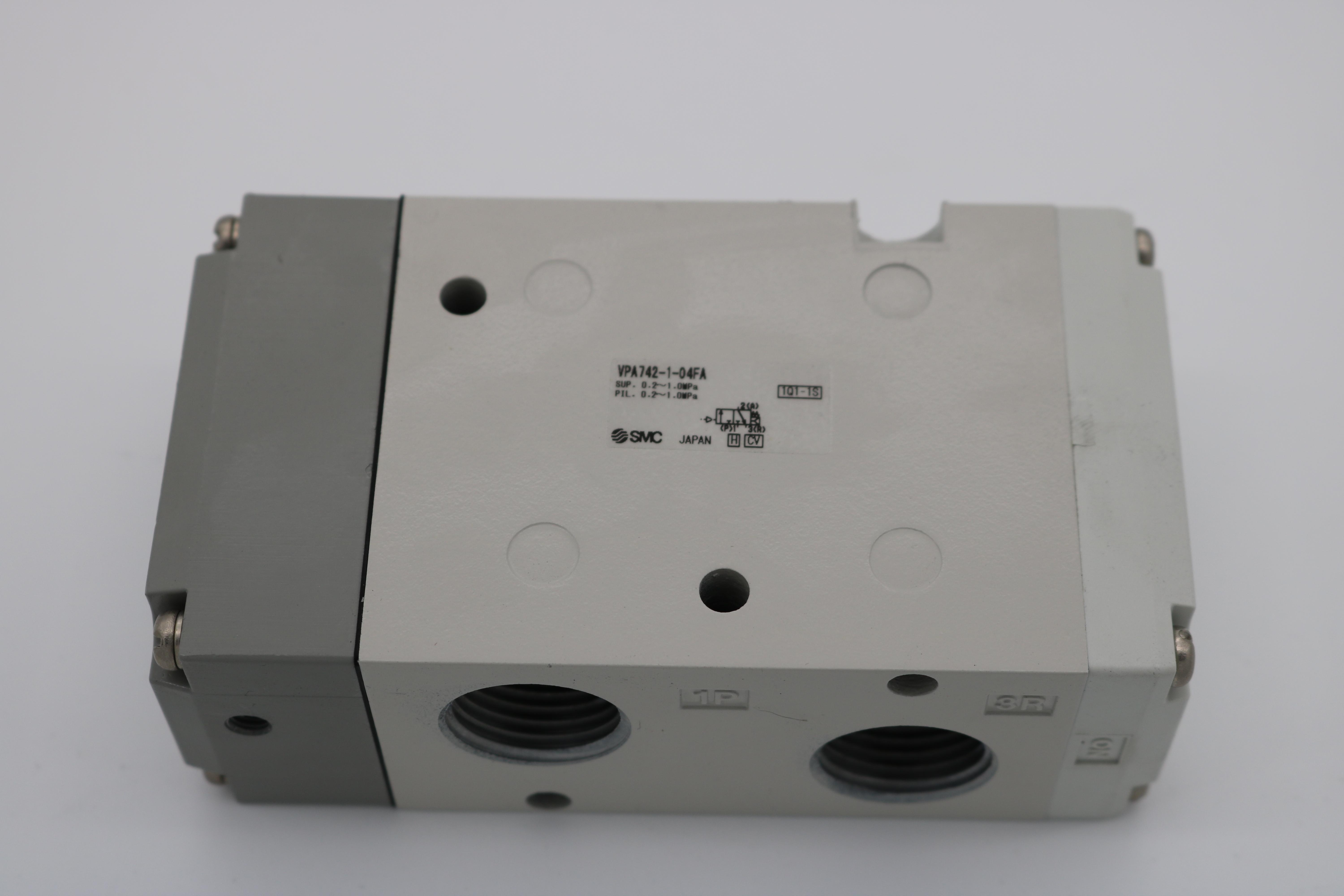 SMC VPA742-1-04FA, Pneumatisch betätigtes 3/2-Wege-Ventil